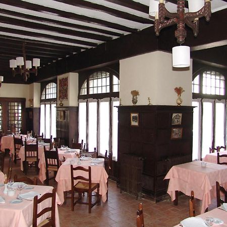 Hostal Ayestaran II 레쿤베리 외부 사진