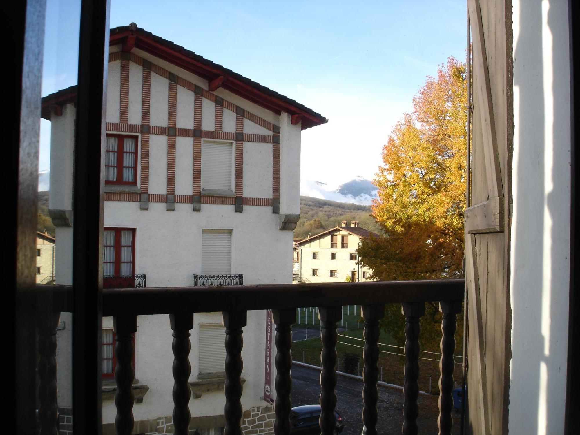 Hostal Ayestaran II 레쿤베리 외부 사진