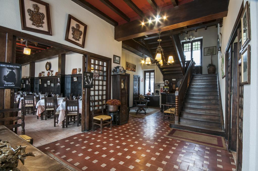 Hostal Ayestaran II 레쿤베리 외부 사진