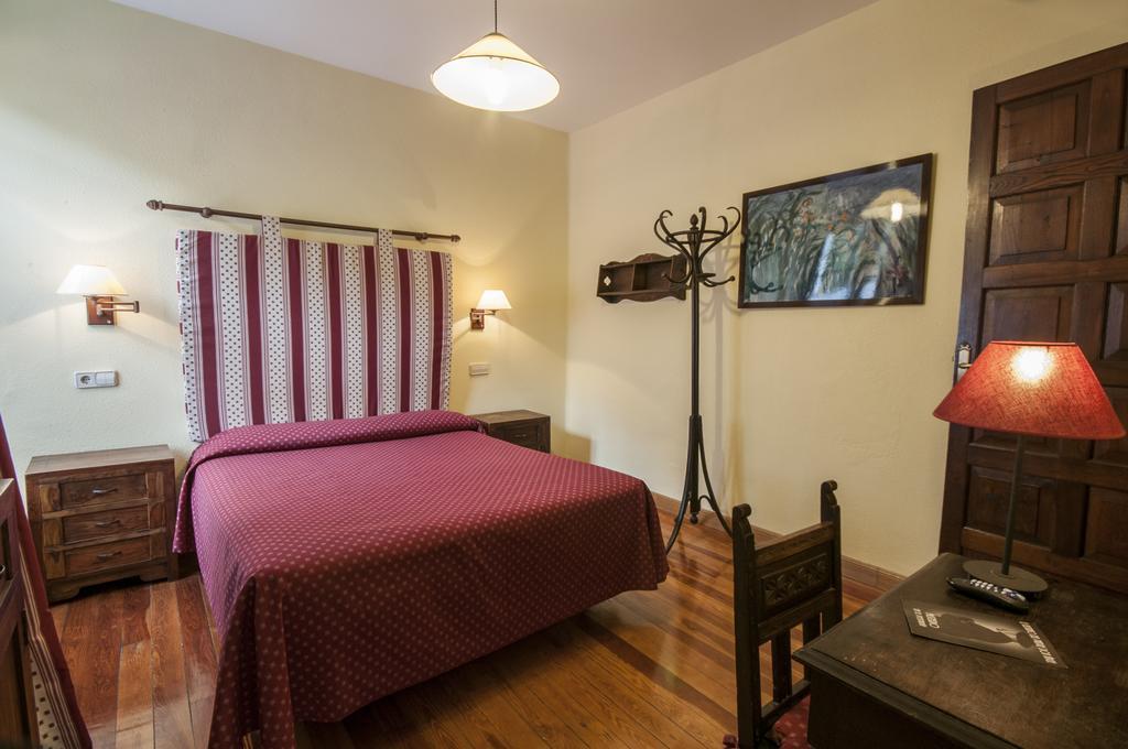 Hostal Ayestaran II 레쿤베리 외부 사진