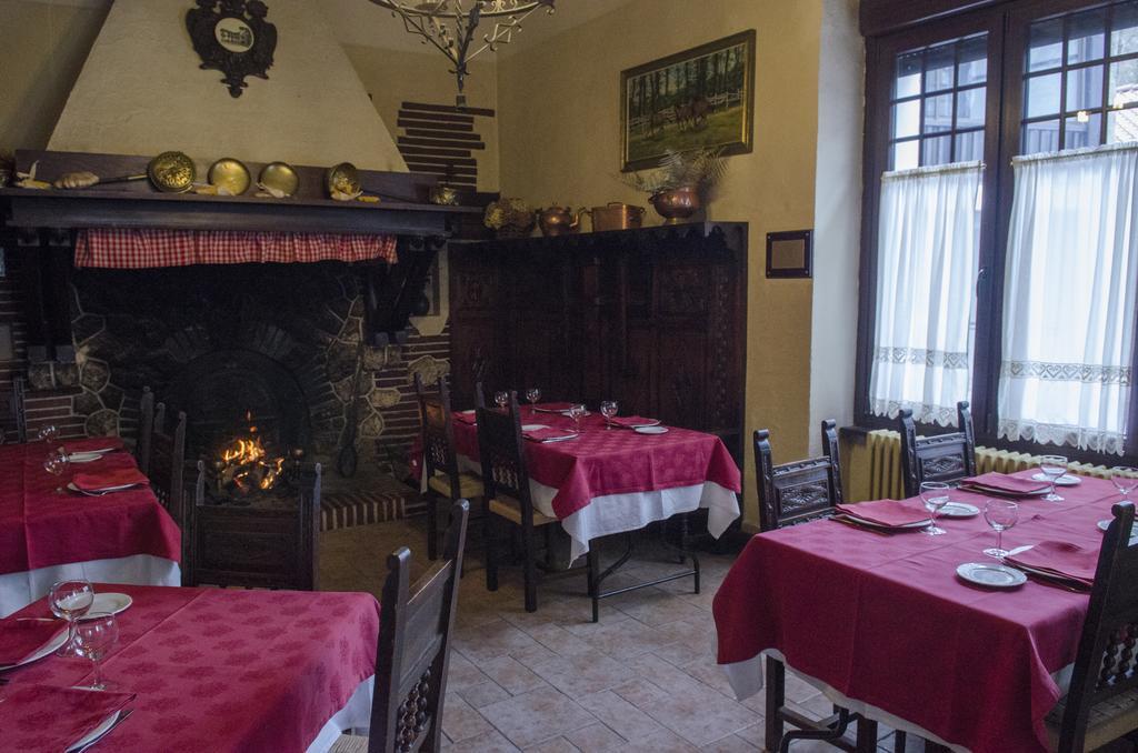 Hostal Ayestaran II 레쿤베리 외부 사진